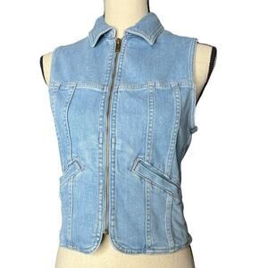 NEW American Eagle Women's Denim Vest in Medium Wash Zipper Close Size XS